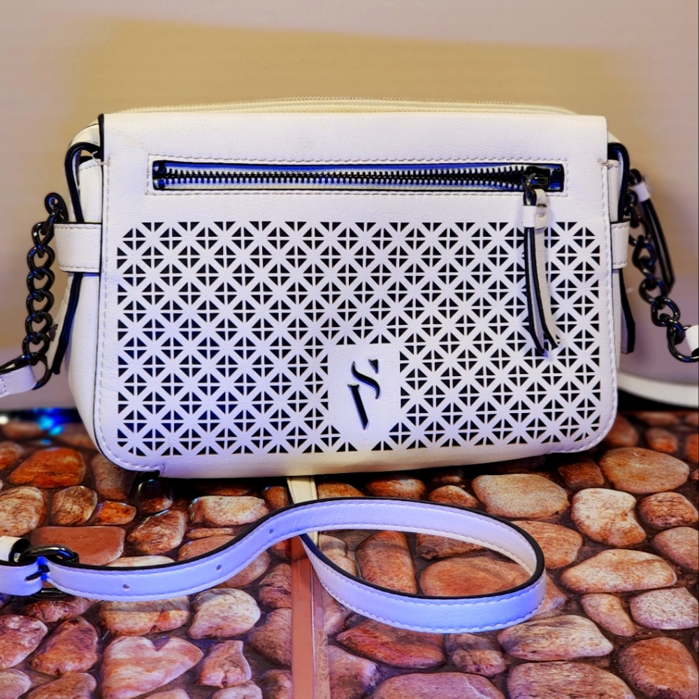 Simply vera Wang cross body bag